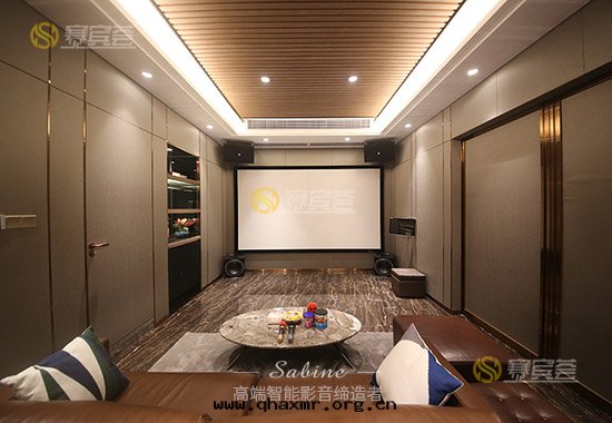 凱璟灣别墅多功能(néng)私家(jiā)影院(yuàn)