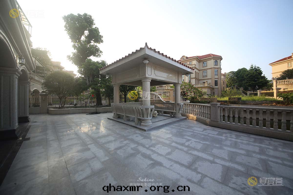 多功能(néng)家(jiā)庭影院(yuàn)