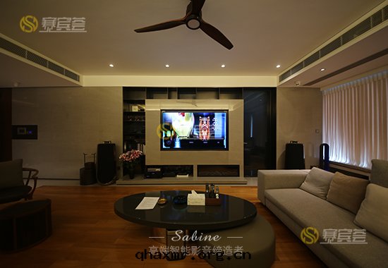 廣州彙悦台(tái)客廳影院(yuàn)