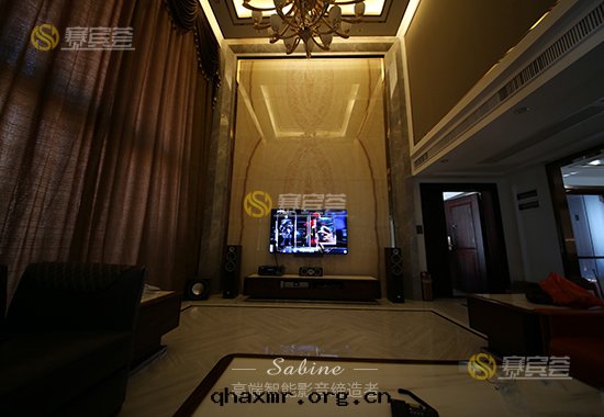 依雲(yún)天(tiān)彙客廳影院(yuàn)