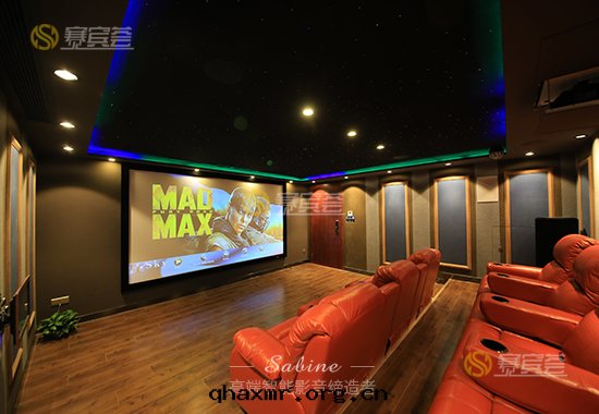 湖(hú)濱三号(hào)香(xiāng)格里(lǐ)拉私人(rén)影院(yuàn)