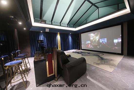 别墅私人(rén)影院(yuàn)