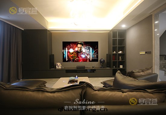 家(jiā)庭影院(yuàn)設備