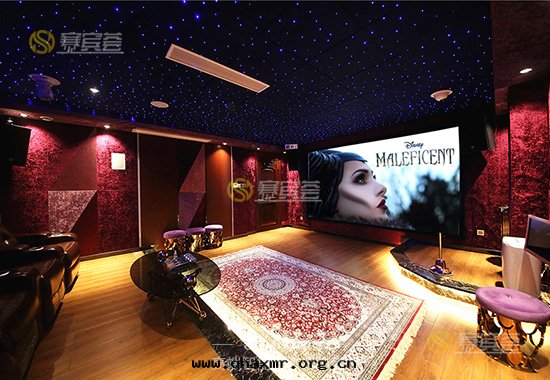 家(jiā)庭影院(yuàn)